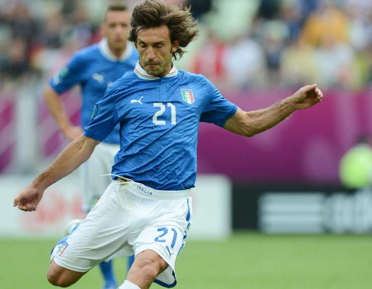 Pirlo le beau, Strini&#263; le rageux