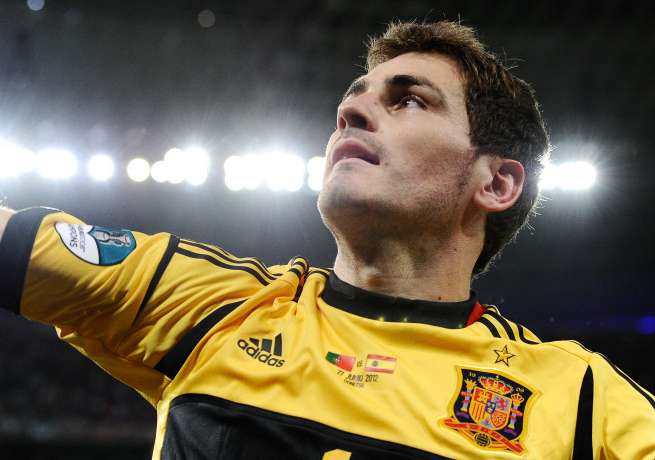 L’Espagne s’enflamme pour Casillas