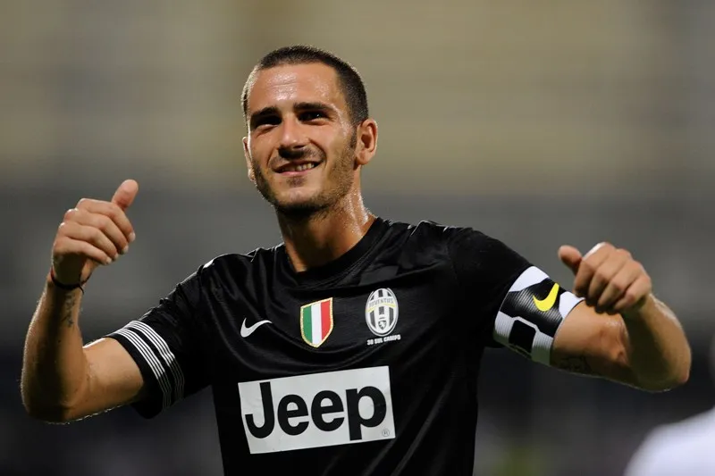 Bonucci frappe un voleur