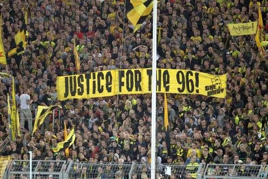 Photo : Dortmund solidaire de Liverpool