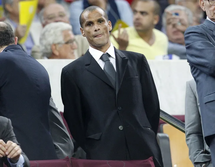 Rivaldo se barre d’Angola