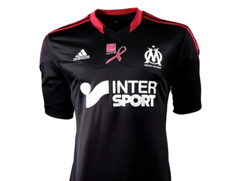 Photo : le maillot de l&rsquo;OM contre le cancer