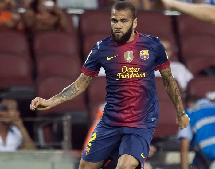 Alves se pète à nouveau