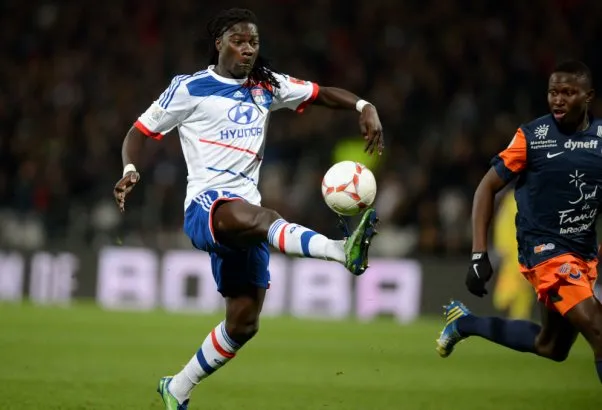 Gomis et Lyon mettent la pression sur le PSG