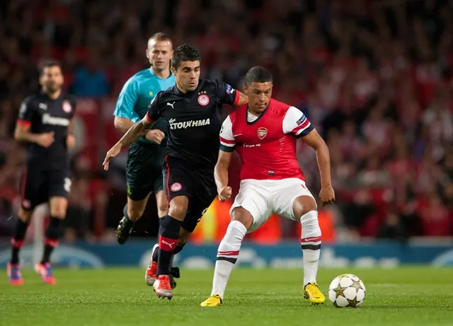 Oxlade-Chamberlain veut garder Walcott