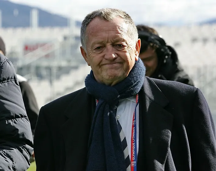 Aulas soutient Saint-Etienne