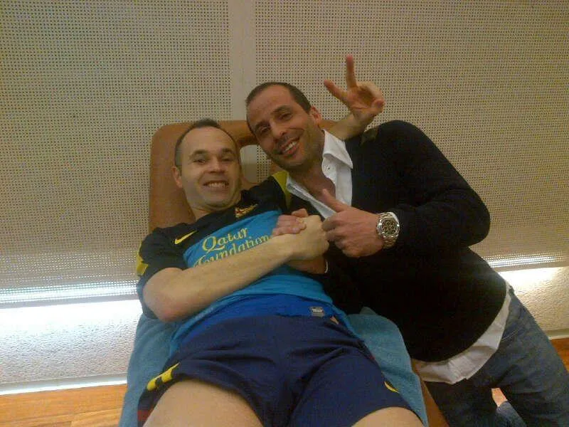 Photo: Iniesta avec Giuly au Camp Nou