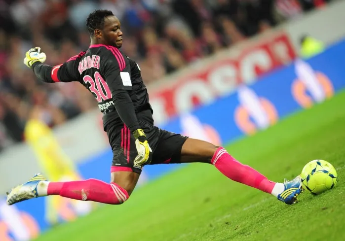 Mandanda numéro un, vraiment ?