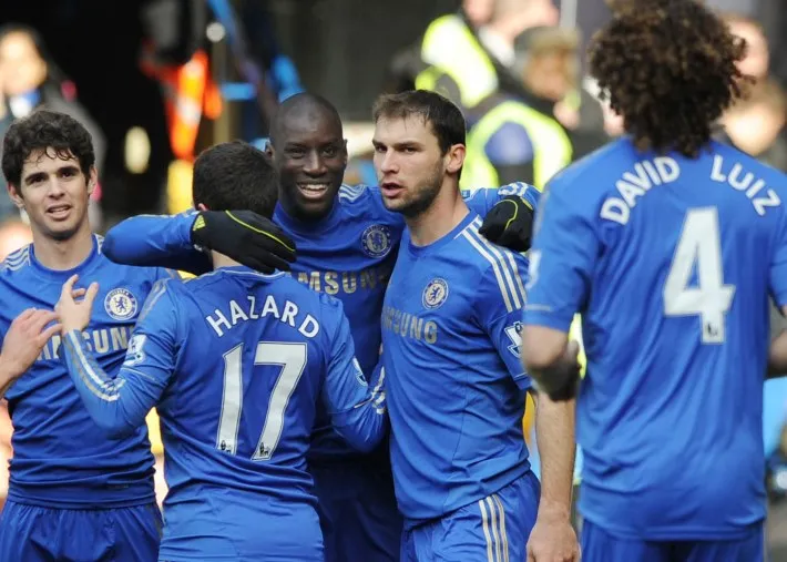 Demba Ba envoie Chelsea à Wembley