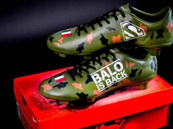 Photo : Les crampons Balotelli