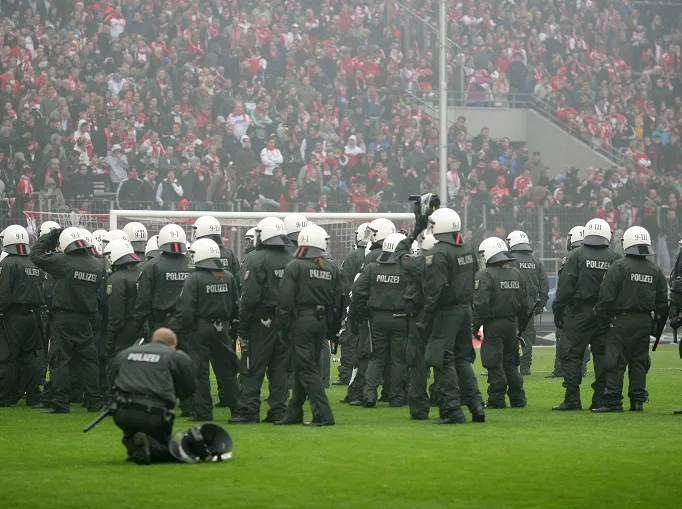 Relégation et violence à Düsseldorf