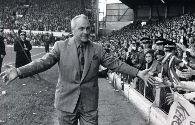 Les fans de Liverpool honorent Shankly