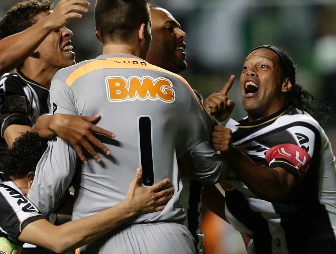 Libertadores : Première pour Mineiro et Ronaldinho