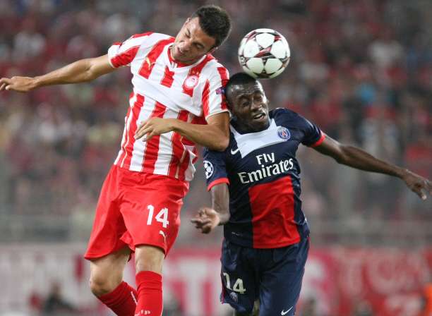 Paris met un coup de tête à l&rsquo;Olympiakos