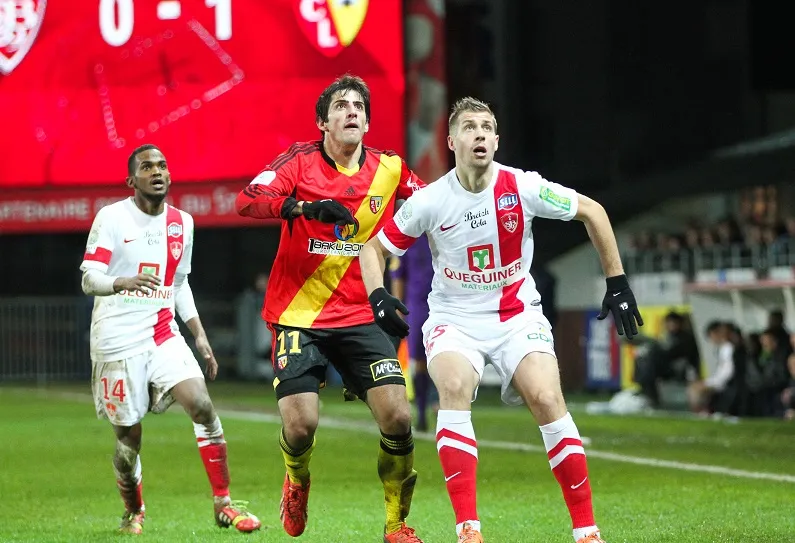 En direct : Lens &#8211; Brest (0 &#8211; 1)