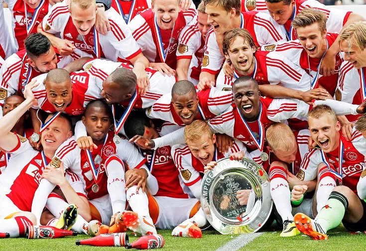 Ajax champion !