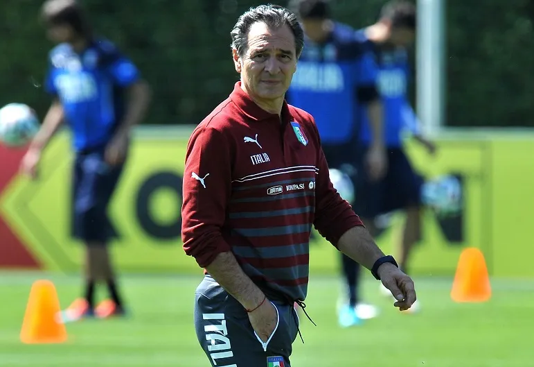 Prandelli rempile avec la <i>Squadra</i>