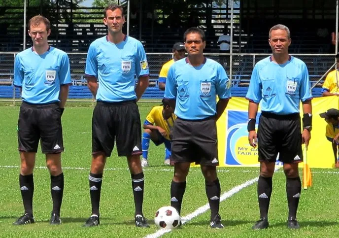 Norbert Hauata, le seul arbitre français de la Coupe du monde