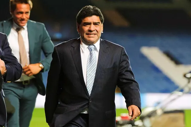 Pour Maradona, Suarez a été «<span style="font-size:50%">&nbsp;</span>sacrifié<span style="font-size:50%">&nbsp;</span>»