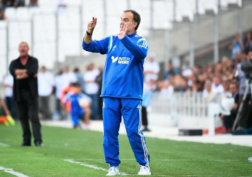 Bielsa tacle Stambouli