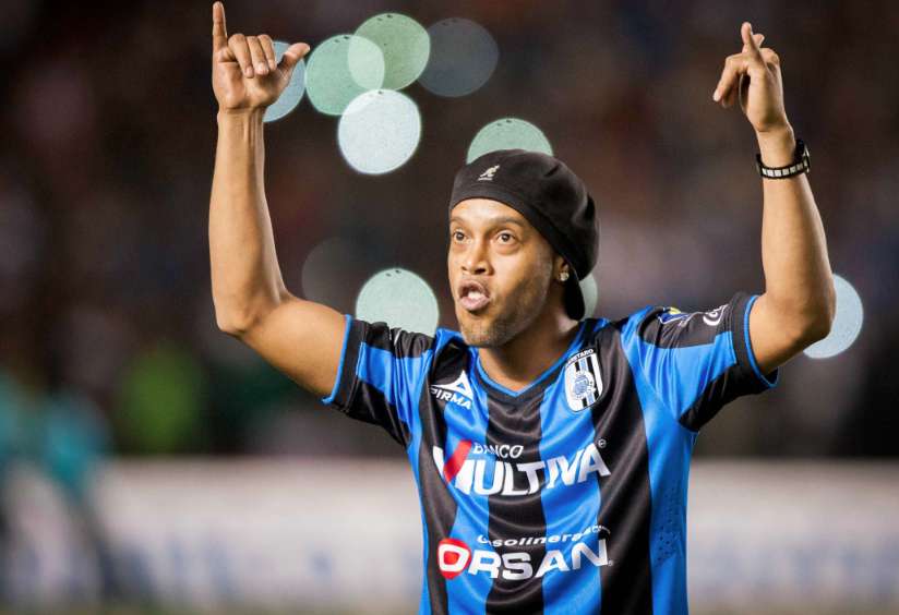 Ronaldinho et le numéro 49