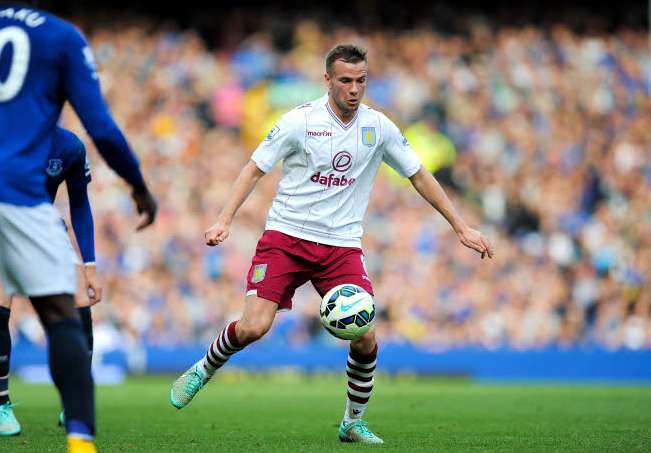 Cleverley définitivement à Villa ?