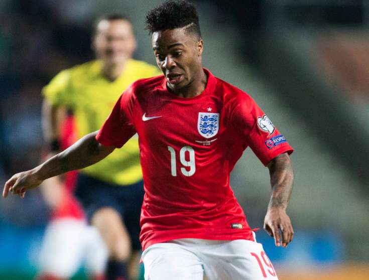 Sterling, fatigué mais blindé