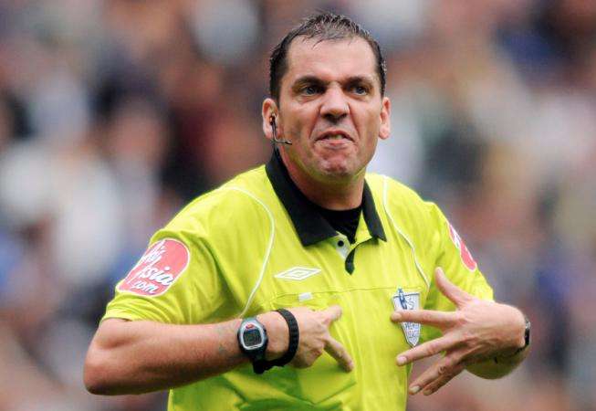 Des passes-droits chez les arbitres ?