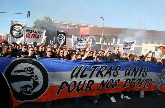 Appel à la manifestation chez les supporters