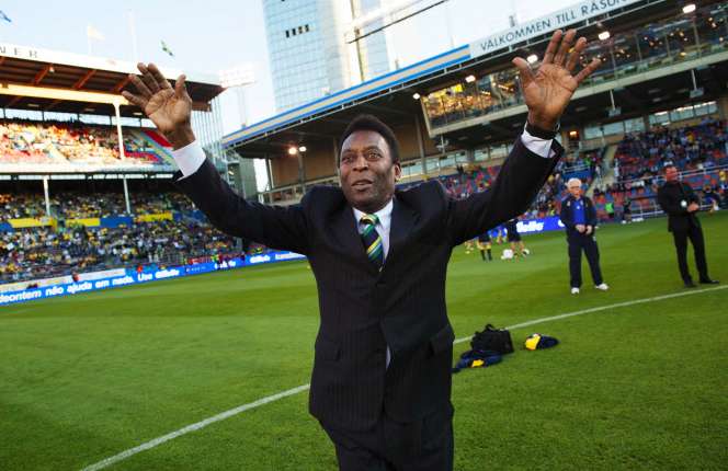 Le Roi Pelé transféré en soins intensifs?