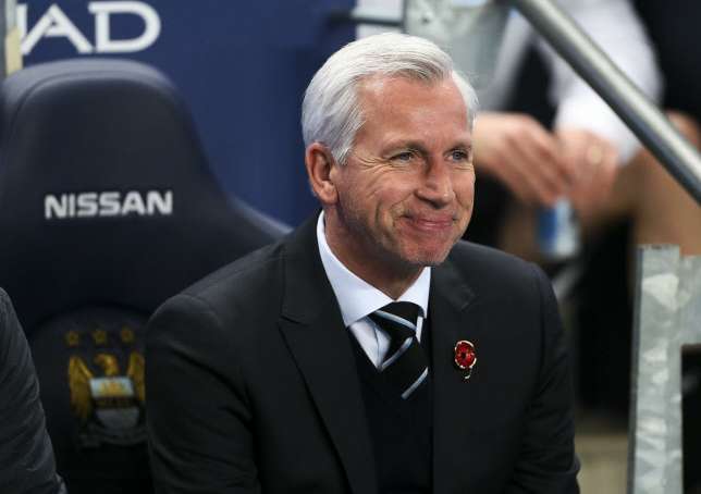 Pardew ne voit pas Chelsea finir invaincu