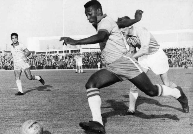 Top 8 : Les buts ratés par Pelé