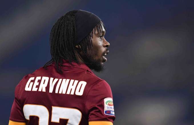 Gervinho s&rsquo;en prend à Wenger