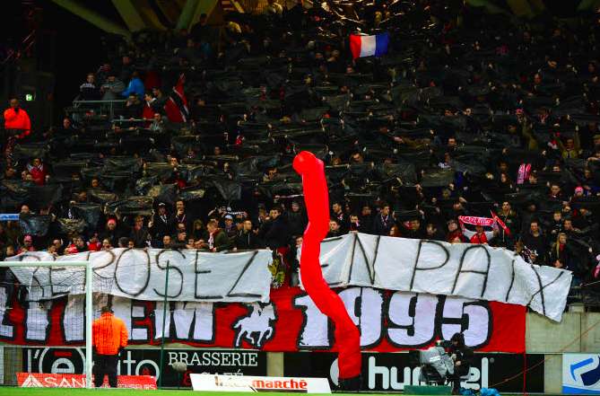 Saint-Étienne chasse Paris du podium