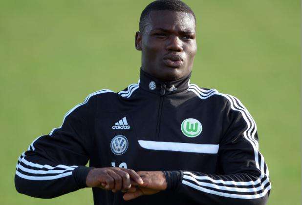 Les supporters de Wolfsburg rendent hommage à Junior Malanda