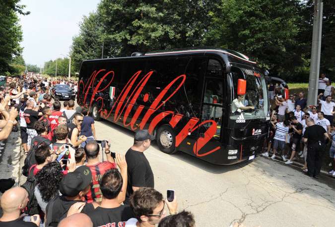 Le Milan AC vend son bus