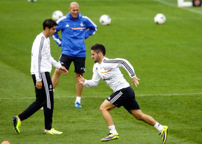 Zidane : «<span style="font-size:50%">&nbsp;</span>Isco me ressemble<span style="font-size:50%">&nbsp;</span>»