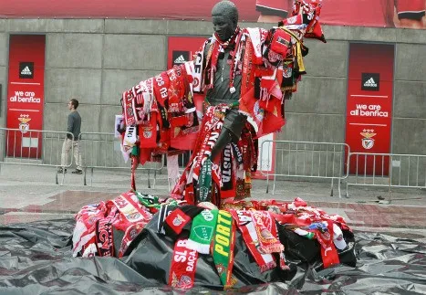 Benfica rend hommage à Eusébio