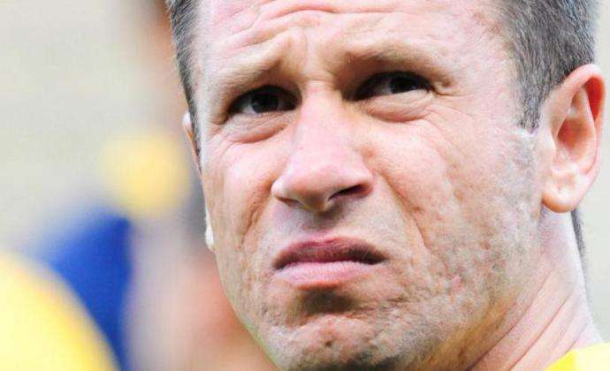 Cassano attaque Parme en justice