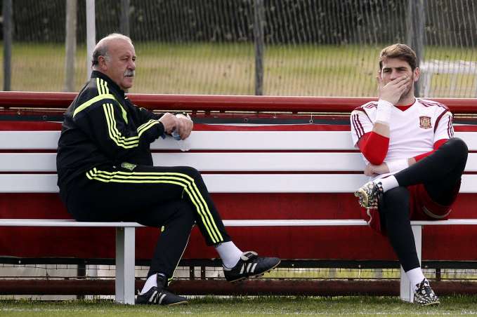 Casillas soutenu par Del Bosque