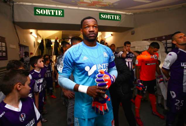 Mandanda revient sur le but refusé