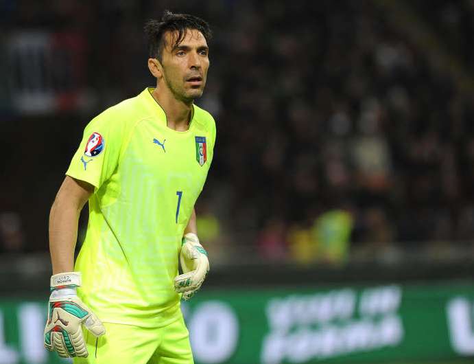 Buffon positive