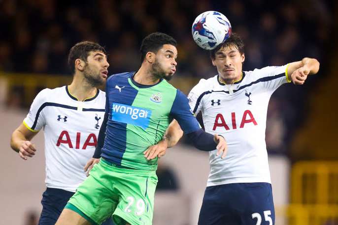 Revivez Newcastle United &#8211; Tottenham (1 &#8211; 3)