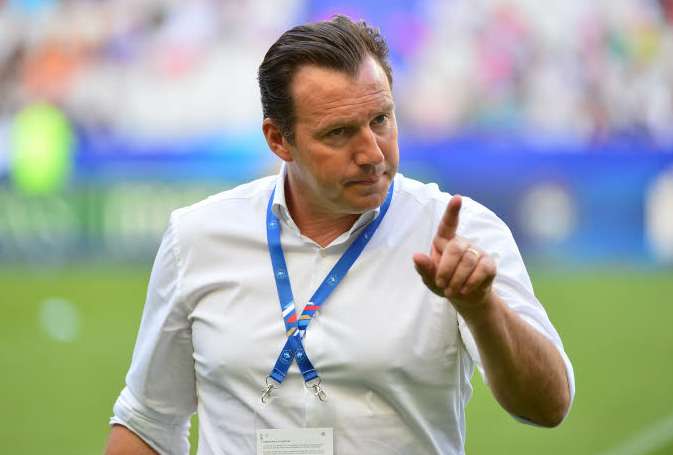 Wilmots revient sur le dossier Schalke