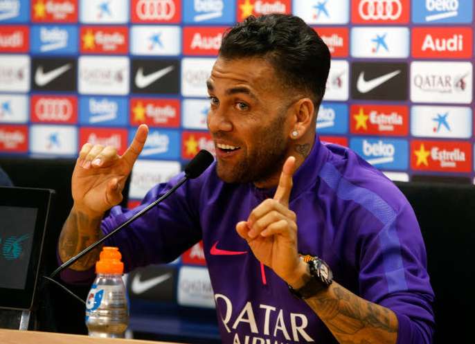 Pas de PSG pour Alves selon Blanc