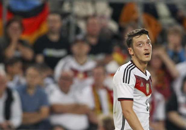 La Juventus suit de près Mesut Özil