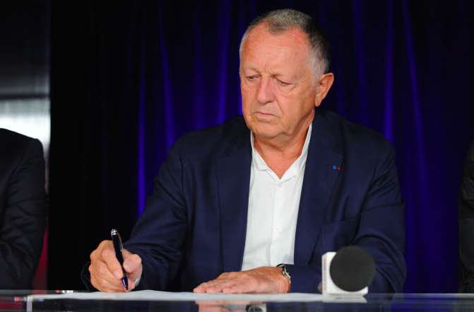 Aulas : «<span style="font-size:50%">&nbsp;</span>Labrune est un guignol<span style="font-size:50%">&nbsp;</span>»