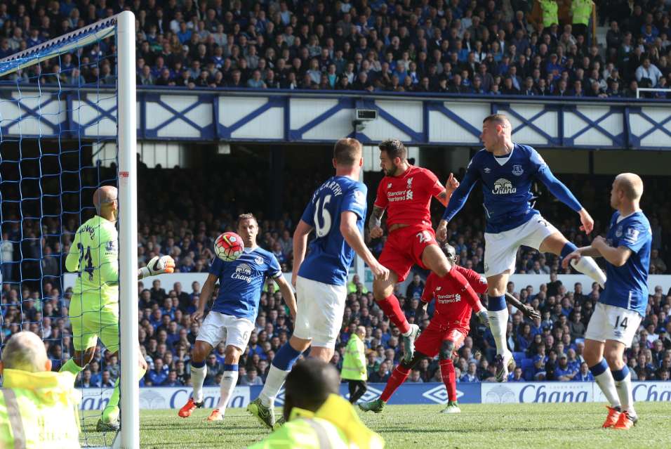 Everton et Liverpool s&rsquo;annulent sous les coups