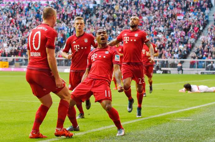 Le Bayern reprend sa marche en avant, Dortmund ne lâche rien