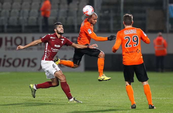 Metz en tête, Niort renoue avec la victoire